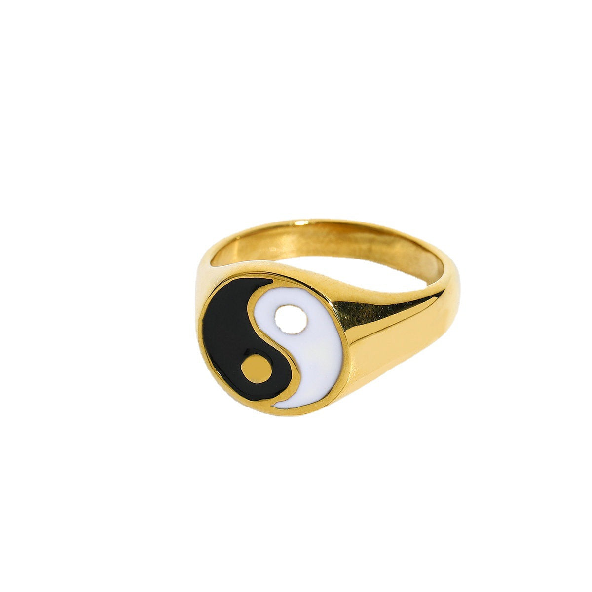 Ring detail shot