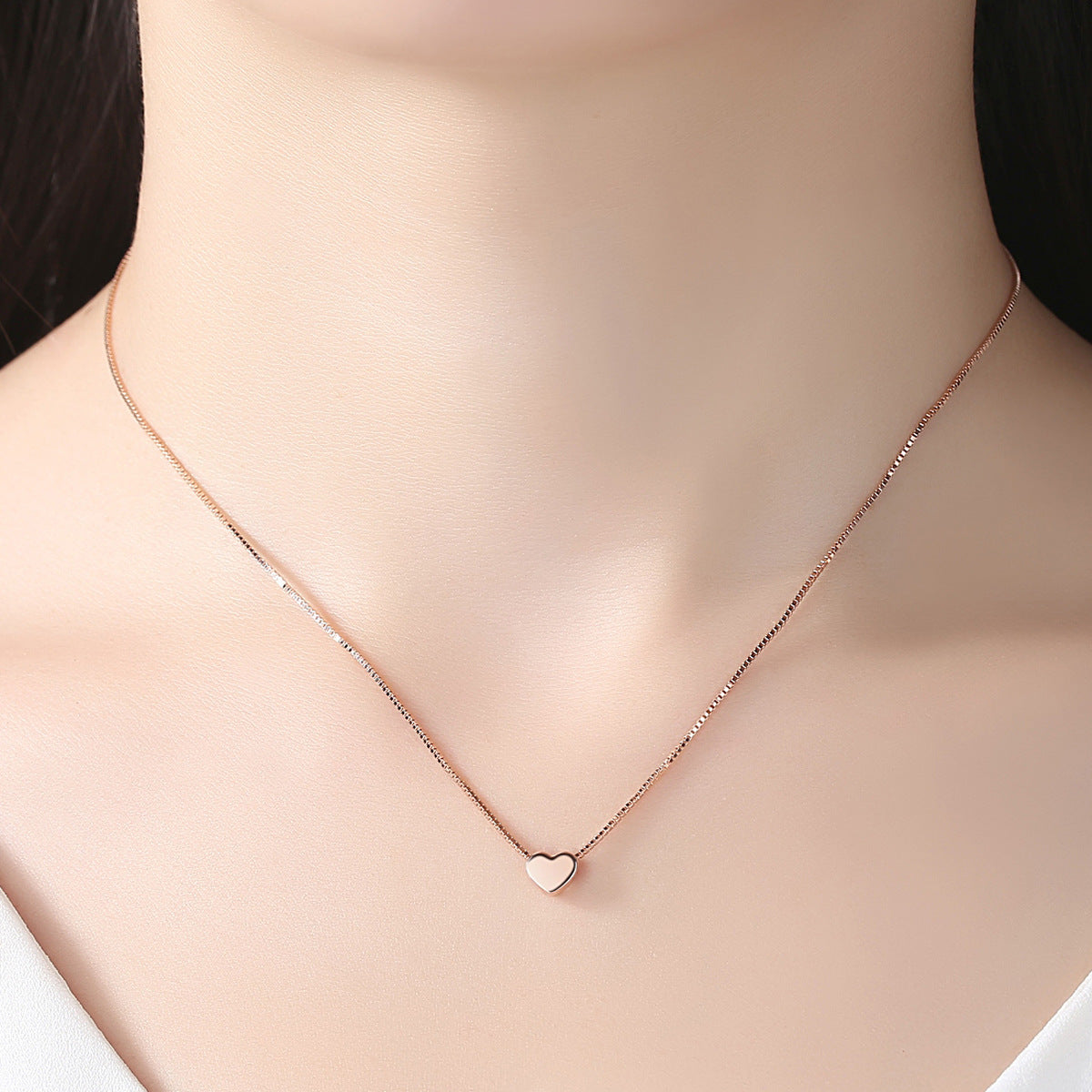 Minimalist Heart Pendant Necklace angle 3